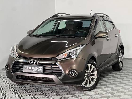 HYUNDAI HB20X 1.6 16V PREMIUM FLEX 4P AUTOMÁTICO